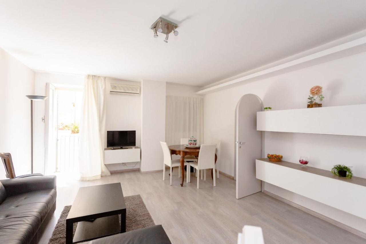 Domus Elisae Apartment Taormina Eksteriør billede